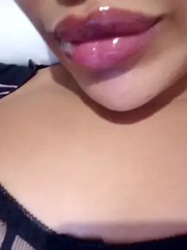 Sexlove1xo online show from 09/28/25, 05:07