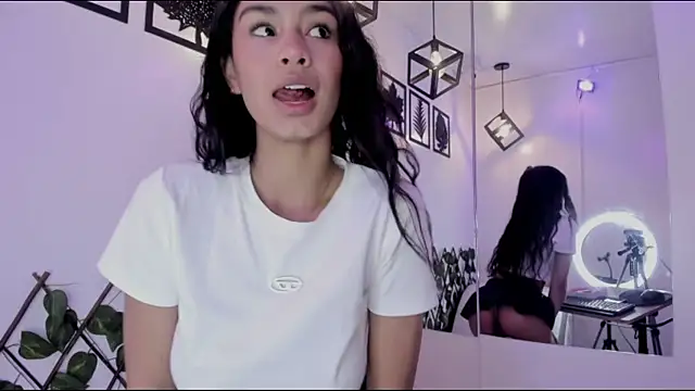 Anniie  Evans online show from 03/10/25, 02:37