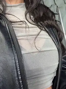 Anniie  Evans online show from 10/08/25, 03:04