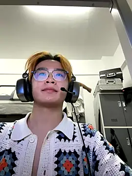 Anson0722 online show from 10/13/25, 12:49