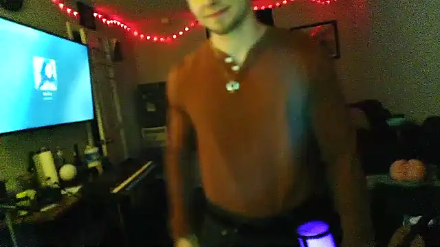 JCstrings online show from 02/23/25, 08:39