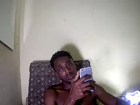 Snapshot of justyou2025 chatting on 03/13/25, 06:56 justyou2025 online show from 03/13/25, 06:56