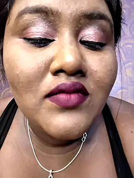 horny diana online show from 05/24/26, 04:12