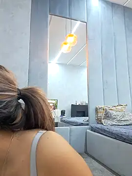 Bella Posh online show from 10/12/25, 07:40