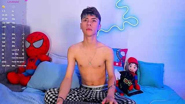 callum 77 online show from 10/28/25, 05:11