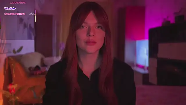 CherryRed Girl online show from 03/03/26, 10:15