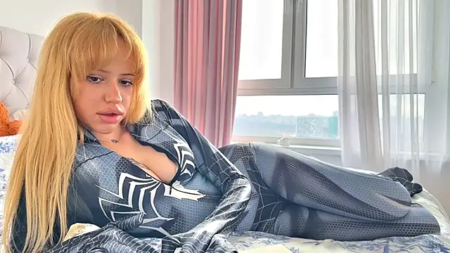  BunnyDollStella  online show from 04/07/26, 07:53