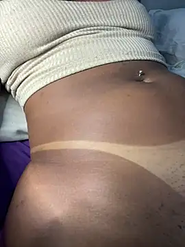 yasmimbrasileirinha online show from 02/22/25, 11:35