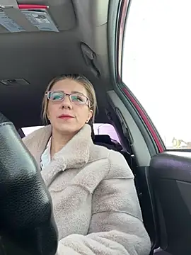 Lusi Luxary online show from 03/09/25, 05:00