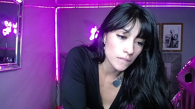 Isabella Collen v online show from 03/06/25, 06:37