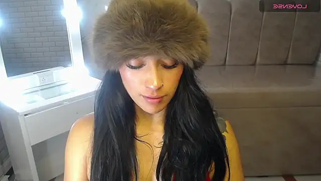 Isabella Collen v online show from 02/17/26, 01:07