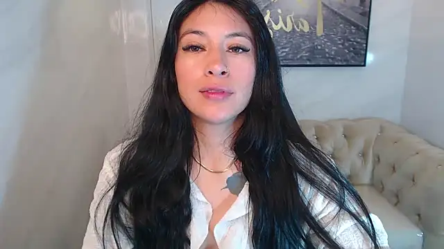 Isabella Collen v online show from 05/23/26, 01:04
