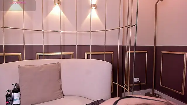 Gabriellacox online show from 01/09/26, 07:37