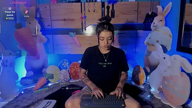 ChloeAllennn online show from 03/28/26, 01:22