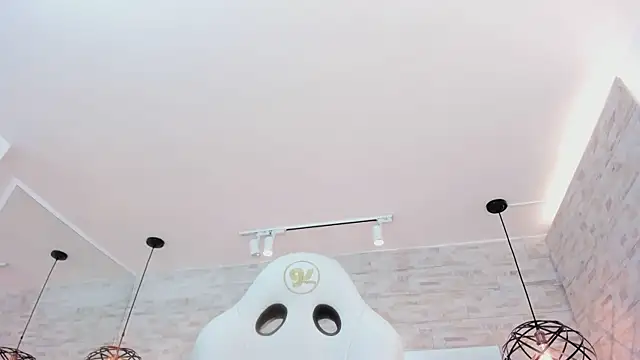 celene midnight online show from 01/12/26, 07:08