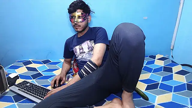 rahulkajuuu0909 online show from 02/07/26, 04:00