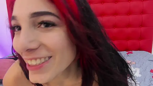 Snapshot of Maite_Smith_ chatting on 02/26/25, 03:19 Maite Smith online show from 02/26/25, 03:19