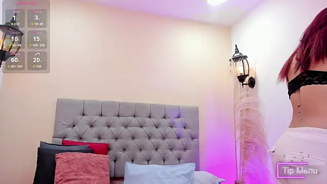 Maite Smith  online show from 02/25/26, 01:21