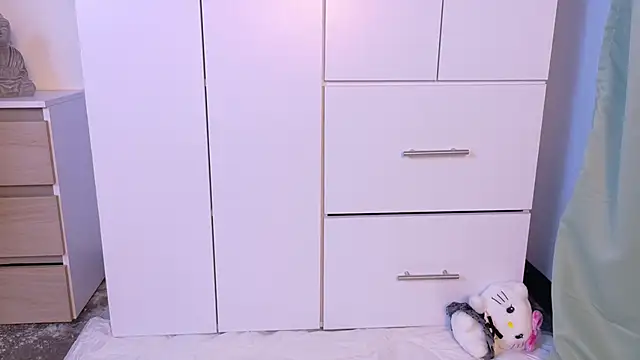 Snapshot of zarahCute chatting on 11/09/25, 10:19 zarahCute online show from 11/09/25, 10:19