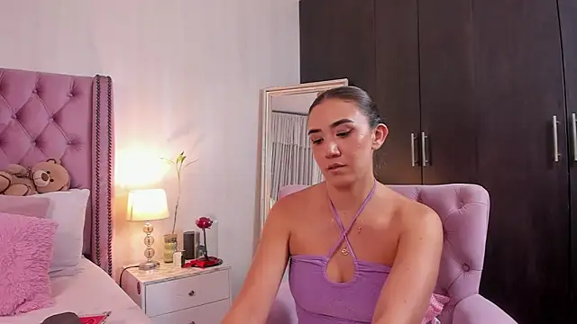 natashaleightt online show from 02/12/26, 02:06