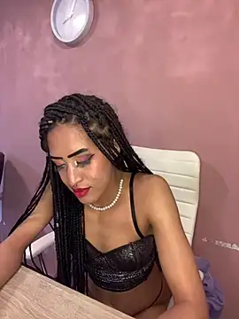 MichelleDiaz Pink online show from 03/10/25, 06:27