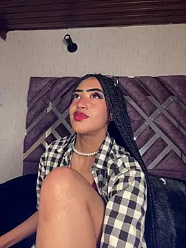 MichelleDiaz Pink online show from 03/15/25, 07:09