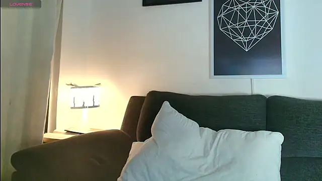 thomyafar online show from 10/19/25, 01:06