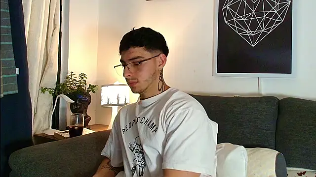 thomyafar online show from 03/21/26, 01:43