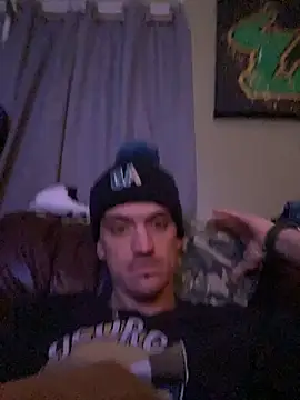 Polaroid White online show from 10/29/25, 07:43