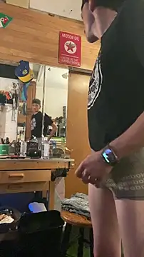 Polaroid White online show from 11/08/25, 10:30