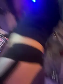 Polaroid White online show from 01/15/26, 08:19