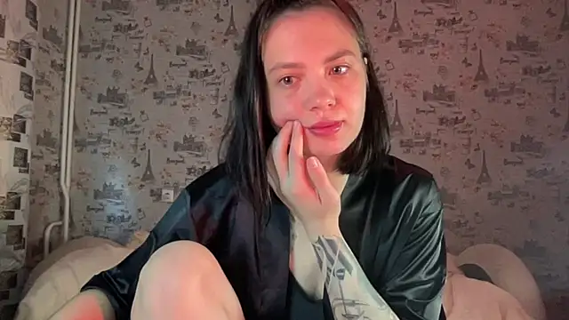 Snapshot of Just_Scarlet_ chatting on 09/12/25, 06:24 Just Scarlet online show from 09/12/25, 06:24