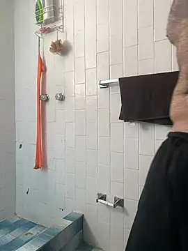 delidemente333 online show from 03/13/25, 08:43