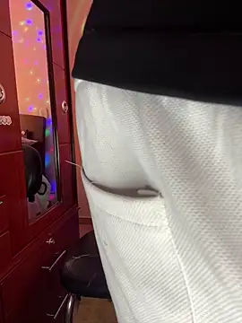 Saipuer31 online show from 02/18/26, 06:04