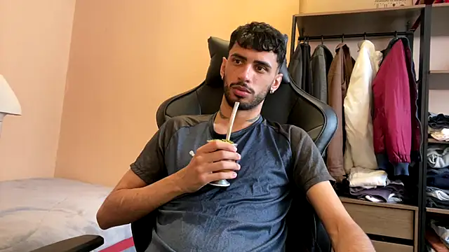 iendriw online show from 11/05/25, 07:14