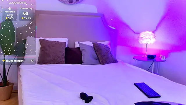 Amber Rogers online show from 12/23/25, 05:38