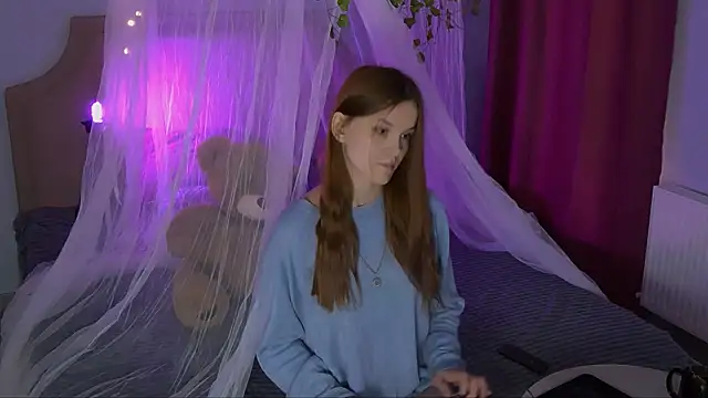 Amber Rogers online show from 04/12/26, 05:34