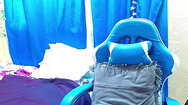 Gia leinn online show from 05/28/26, 02:03