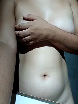 meddy delicinha online show from 02/22/26, 04:24