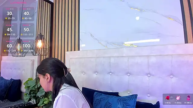 Snapshot of Madyson18 chatting on 02/27/26, 11:32 Madyson18 online show from 02/27/26, 11:32