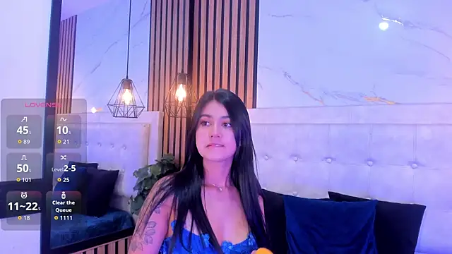 Madyson18 online show from 04/24/26, 12:07