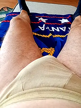 Snapshot of Vali1969 chatting on 09/15/25, 01:11 Vali1969 online show from 09/15/25, 01:11