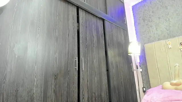 ava-am online show from 12/22/25, 02:08