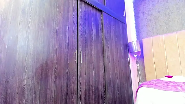 ava-am online show from 01/14/26, 01:22