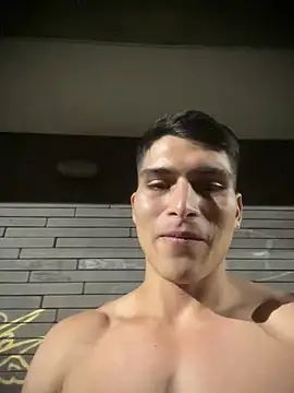 MaxxxSteil online show from 03/21/25, 07:44