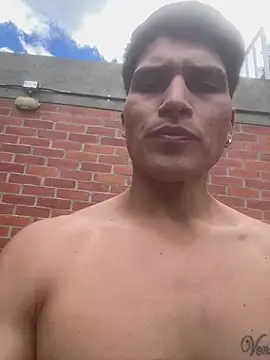 MaxxxSteil online show from 10/09/25, 04:49