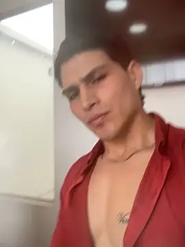 MaxxxSteil online show from 04/08/26, 03:23