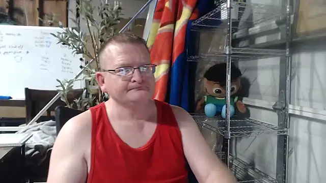 Randomoldguy615 online show from 03/12/25, 11:54