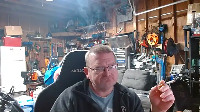 Randomoldguy615 online show from 02/22/26, 05:08