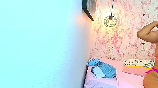 ZaraRousse online show from 09/28/25, 03:23